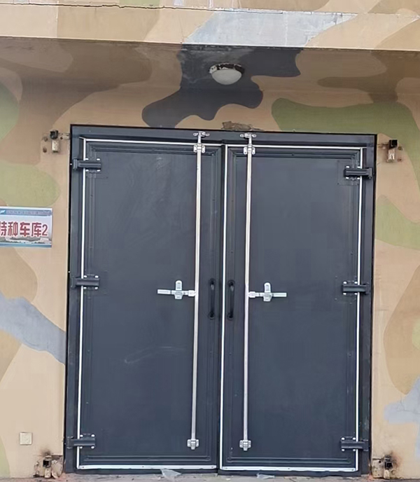 沙依巴克工业平开门 沙依巴克工业平开门