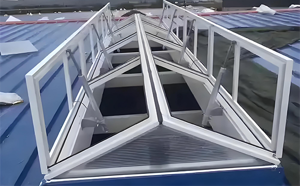 沙依巴克排烟窗