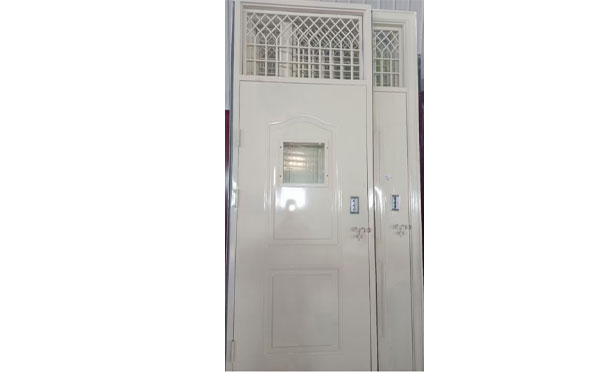 沙依巴克学校教室门