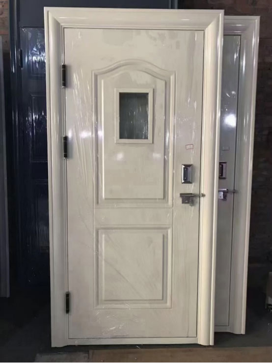 沙依巴克学校教室门 沙依巴克学校教室门