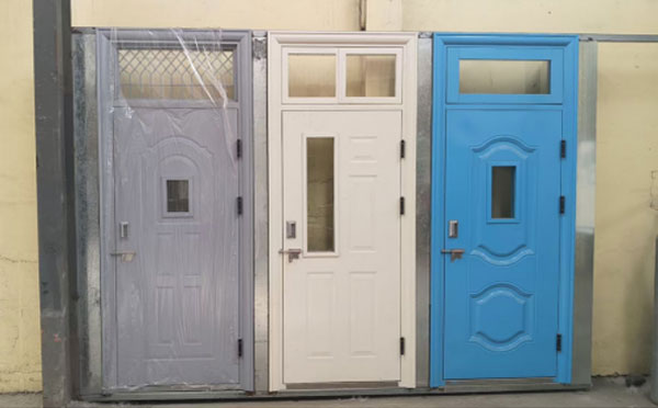 沙依巴克学校教室门