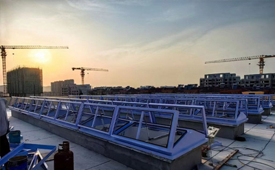 消防沙依巴克排烟窗开启角度