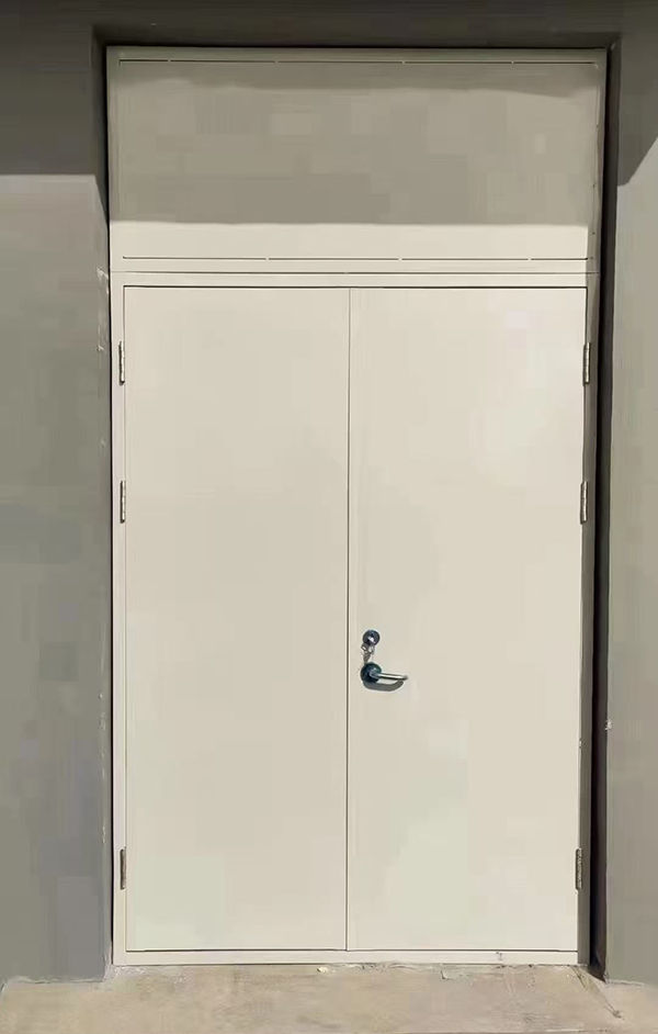 展览馆项目完成大跨度沙依巴克防火门安装